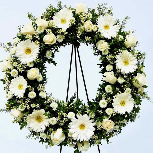 Awesome mixed Flower wreath Awesome mixed Flower wreath