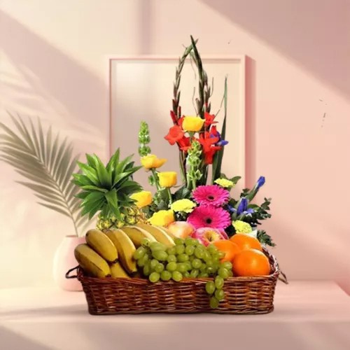 Luscious Fresh Fruits and pretty Flowers Luscious Fresh Fruits and pretty Flowers