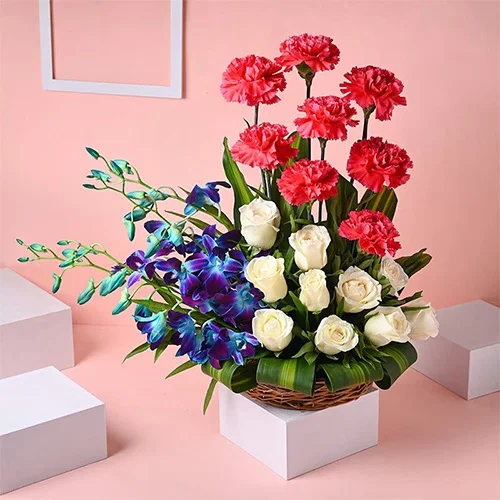 Lovely Mothers Day Special Mixed Flower Basket