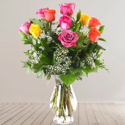 Aromatic Compilation of Mixed Roses in a Glass Vase Aromatic Compilation of Mixed Roses in a Glass Vase
