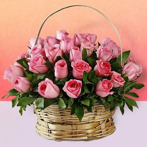 Eye-Catching Collection of Roses in Pink Colour