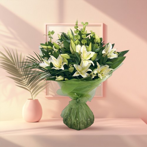 Good Looking Bouquet of White Lilies Good Looking Bouquet of White Lilies
