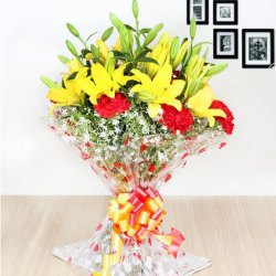 Marvelous Red Carnations with Yellow Lilies Hand Bunch
Marvelous Red Carnations with Yellow Lilies Hand Bunch