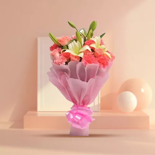 Dazzling Hand Bunch of White Lilies Stem with Pink Carnations & Roses Dazzling Hand Bunch of White Lilies Stem with Pink Carnations & Roses