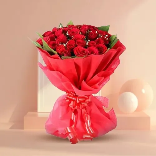 Exquisite Red Roses Bunch 
