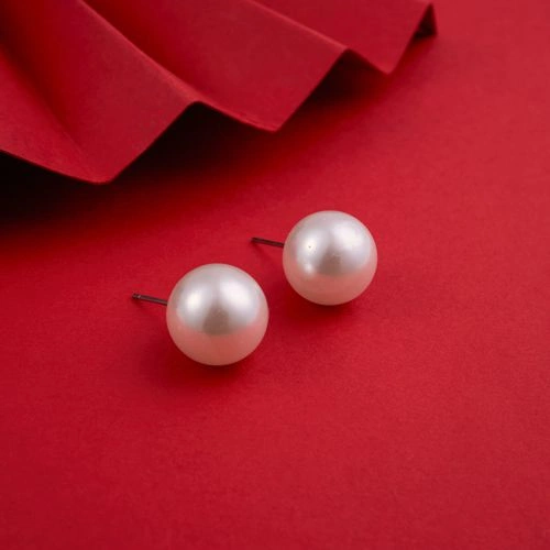 Chic Pair Pearl Drop Earrings Chic Pair Pearl Drop Earrings