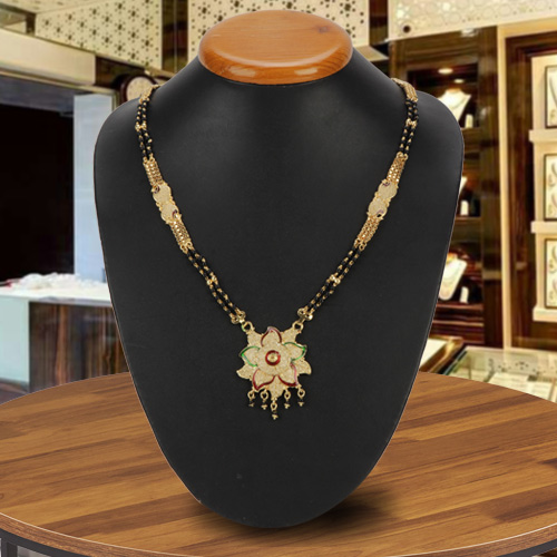 Feminine Gold Toned Metal Mangalsutra with Floral Design Feminine Gold Toned Metal Mangalsutra with Floral Design