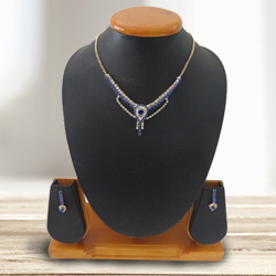 Pretty N Sleek Designed Blue and White Stone Studded Necklace Set Pretty N Sleek Designed Blue and White Stone Studded Necklace Set