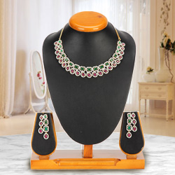 Luxuriant Luster Necklace with Earrings Set Luxuriant Luster Necklace with Earrings Set