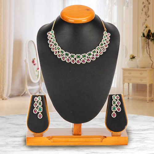 Luxuriant Luster Necklace with Earrings Set Luxuriant Luster Necklace with Earrings Set
