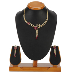 Decorative Glister Necklace with Earrings Set Decorative Glister Necklace with Earrings Set