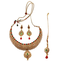 Lovely Combo Set of Earring Necklace N Magteeka Lovely Combo Set of Earring Necklace N Magteeka