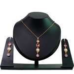 Avon’s Revelry-of-Muliebrity Neck Wear and Ear Chums Ensemble Avon’s Revelry-of-Muliebrity Neck Wear and Ear Chums Ensemble