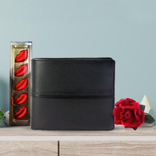 Fancy mens Leather Wallet with Velvet Rose and 5 pcs Lip Shaped Chocolates Fancy mens Leather Wallet with Velvet Rose and 5 pcs Lip Shaped Chocolates