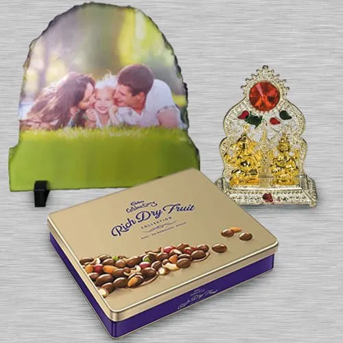 Exquisite Photo Rock Stone with Chocolate n Mandap Exquisite Photo Rock Stone with Chocolate n Mandap
