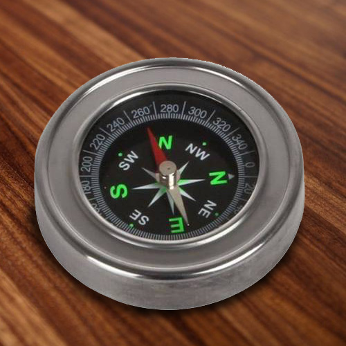Impressive Pocket Metal Compass Impressive Pocket Metal Compass
