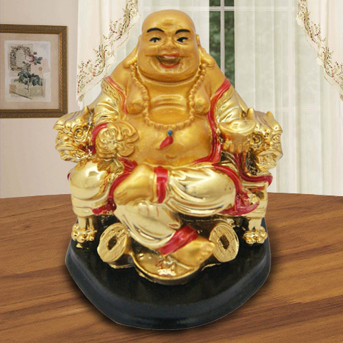 Classic Golden Laughing Buddha with Touch of Good Luck Classic Golden Laughing Buddha with Touch of Good Luck