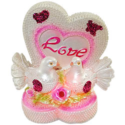 Wonderful Love Birds and Love Heart with LED Lights Showpiece Wonderful Love Birds and Love Heart with LED Lights Showpiece