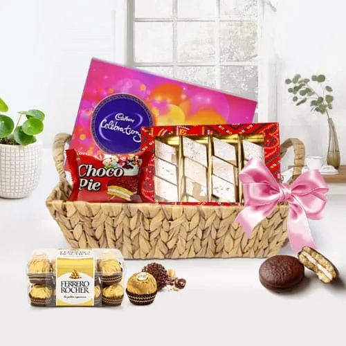 Scrumptious Basket Including Chocolates Gift Hamper for Special Day Scrumptious Basket Including Chocolates Gift Hamper for Special Day