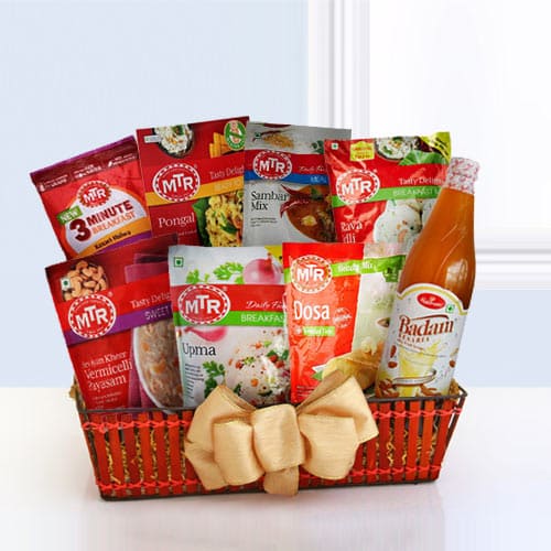 Full of Flavor South Indian Lunch Hamper Full of Flavor South Indian Lunch Hamper