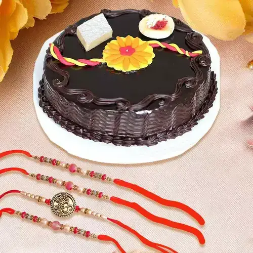 Ravishing Bhaiya Bhabhi Rakhi with Chocolate Cake