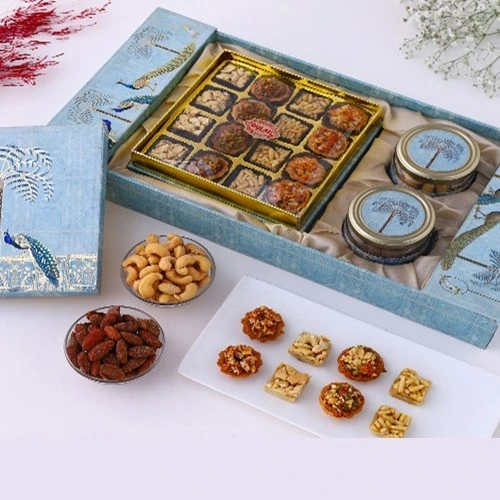 Wholesome Box of Nutties N Sweets Wholesome Box of Nutties N Sweets