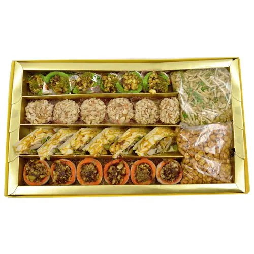 Festive Cheer Sweets Gift Box Festive Cheer Sweets Gift Box