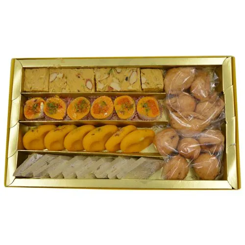 Spark of Celebrations Sweet Hamper Spark of Celebrations Sweet Hamper