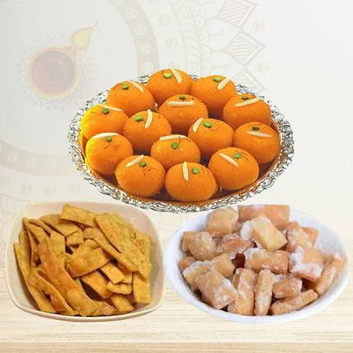 Delectable Goodies Combo Gift