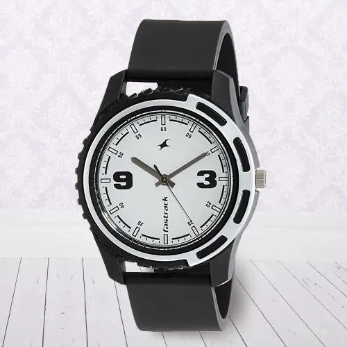 Amazing Fastrack Casual Analog Mens Watch Amazing Fastrack Casual Analog Mens Watch