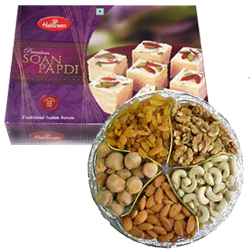 Sweets and Dry Fruits Hamper Sweets and Dry Fruits Hamper